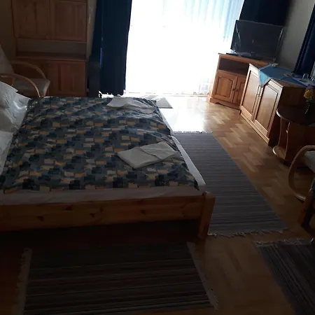 Kenezy Lux Vendeghaz * Hajduszoboszlo