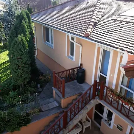 Kenezy Lux Vendeghaz Guest house 3*